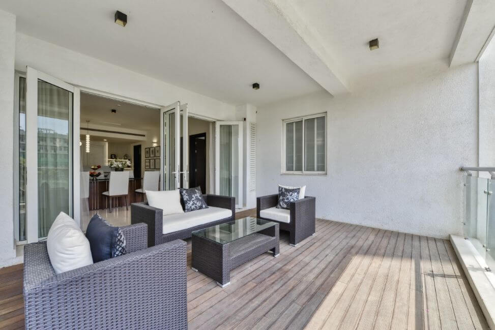 Prestige White Meadows